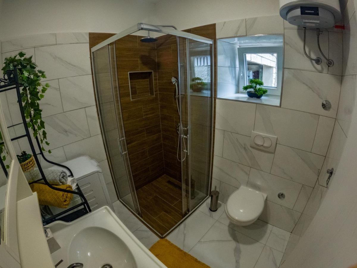 Deluxe Apartment And Studio "Nona Fa" Rijeka Exteriör bild